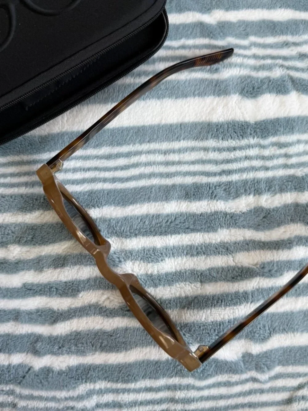 Bold Round Frame Taupe Sunglasses